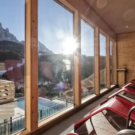 Interski 4* Santa Cristina Val Gardena