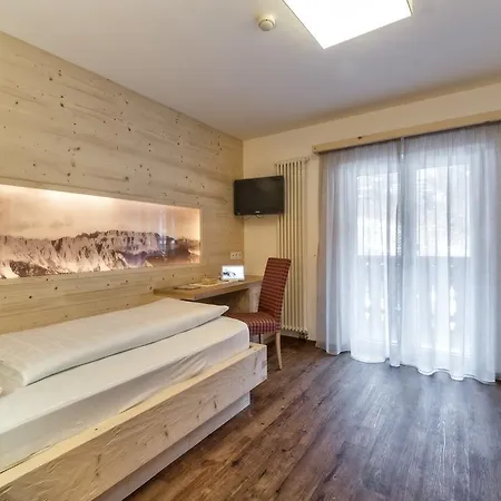 Отель Interski