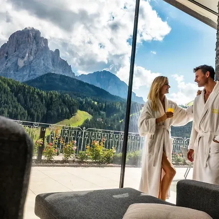 Interski Отель Santa Cristina Val Gardena
