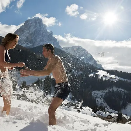 ホテル Interski Santa Cristina Val Gardena